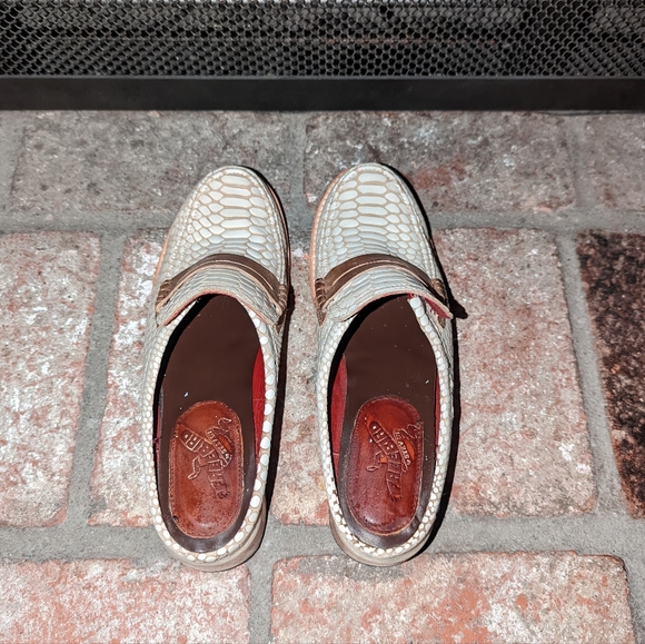 FreeBird Monalisa White Snake Slides Size 8 - Picture 10 of 16